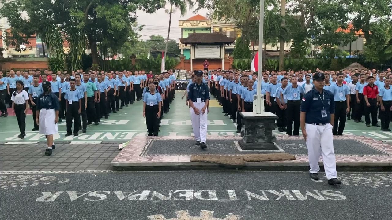 Lapangan Olahraga, Perpustakaan, dan Aula SMKN 1 Denpasar